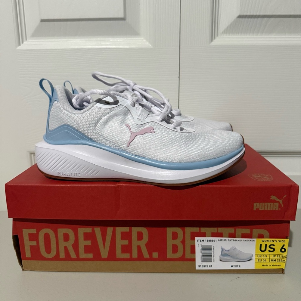 PUMA “Skyrocket” Women’s Light Weight Performance Shoes (White/Blue/Pink) - 6